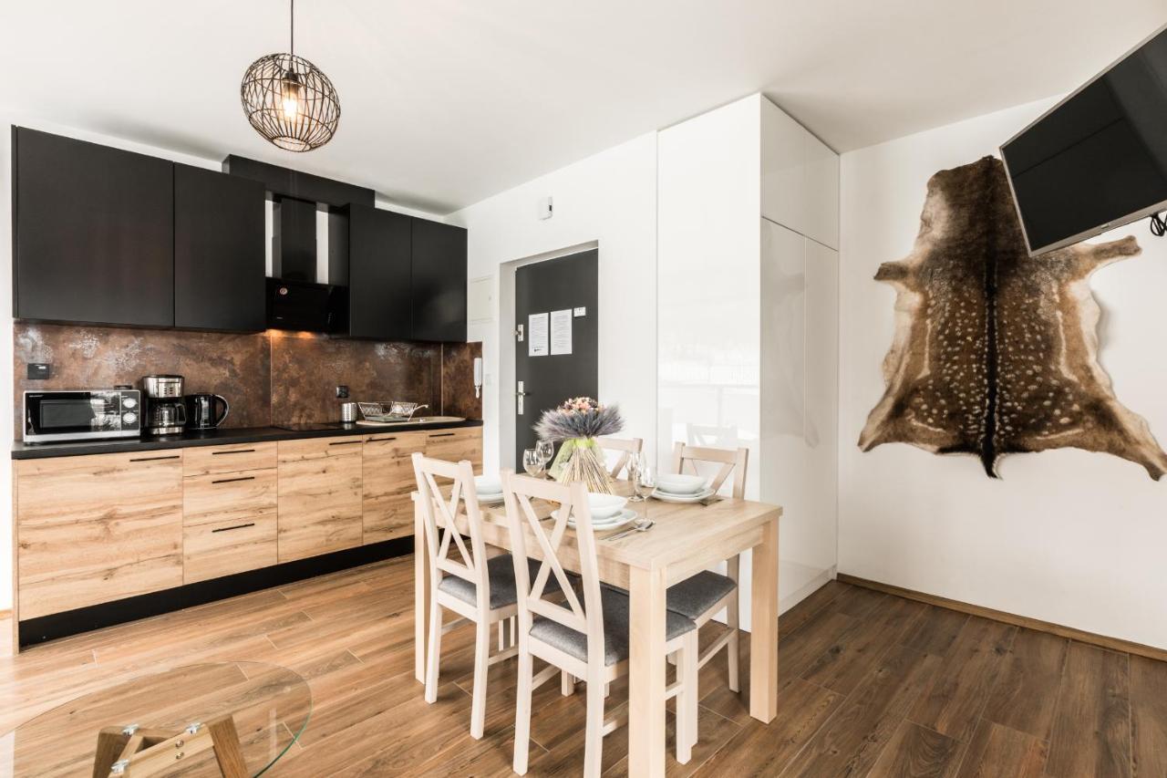 Aparthost Apartamenty Butorowy & Spa 코스실리스코 외부 사진