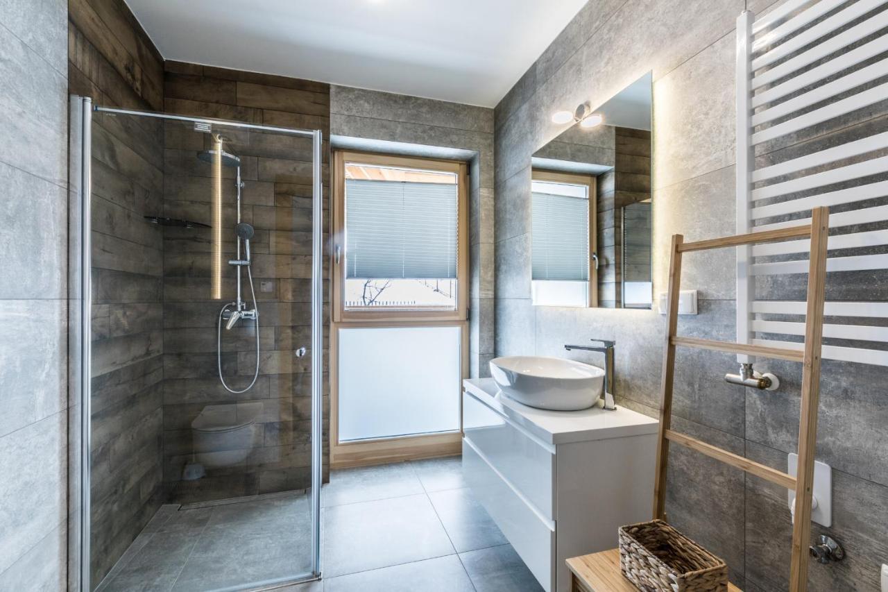 Aparthost Apartamenty Butorowy & Spa 코스실리스코 외부 사진