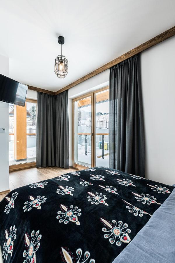 Aparthost Apartamenty Butorowy & Spa 코스실리스코 외부 사진