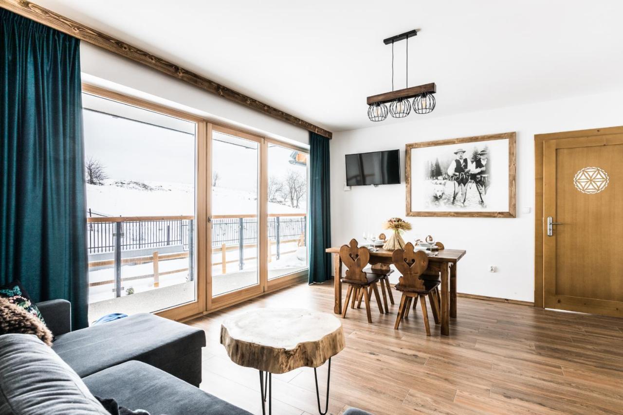 Aparthost Apartamenty Butorowy & Spa 코스실리스코 외부 사진