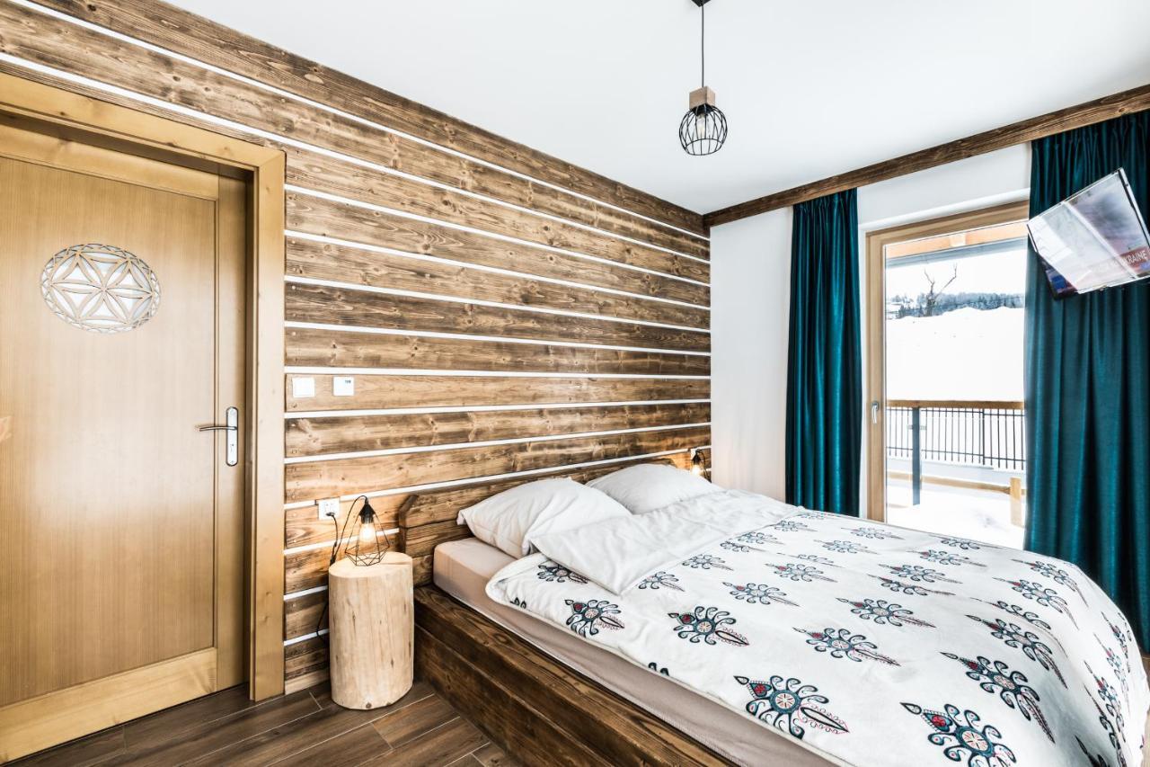 Aparthost Apartamenty Butorowy & Spa 코스실리스코 외부 사진