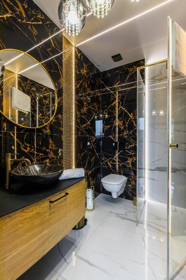 Aparthost Apartamenty Butorowy & Spa 코스실리스코 외부 사진